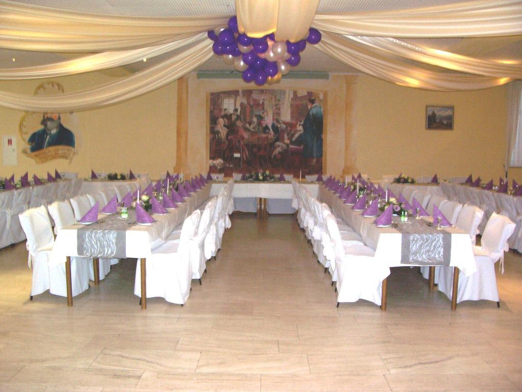 Hotel Reuterhof Reuterstadt Stavenhagen Luaran gambar